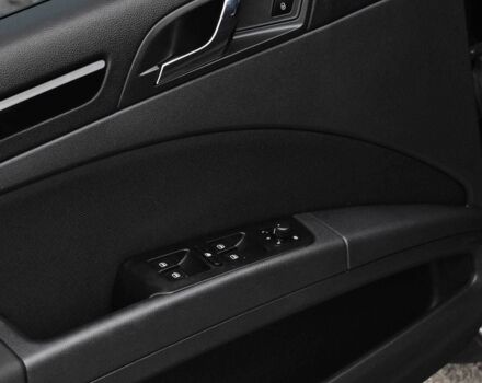 Коричневый Шкода Суперб, объемом двигателя 1.8 л и пробегом 219 тыс. км за 12500 $, фото 9 на Automoto.ua