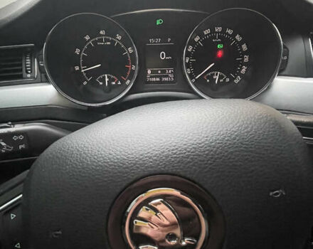 Коричневый Шкода Суперб, объемом двигателя 1.8 л и пробегом 240 тыс. км за 10000 $, фото 6 на Automoto.ua