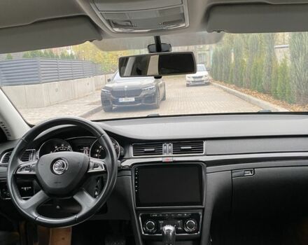 Коричневый Шкода Суперб, объемом двигателя 1.8 л и пробегом 200 тыс. км за 12500 $, фото 5 на Automoto.ua