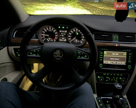 Коричневый Шкода Суперб, объемом двигателя 1.97 л и пробегом 189 тыс. км за 16000 $, фото 17 на Automoto.ua