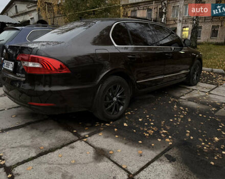 Коричневый Шкода Суперб, объемом двигателя 1.97 л и пробегом 189 тыс. км за 16000 $, фото 3 на Automoto.ua