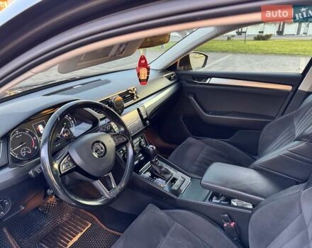 Коричневый Шкода Суперб, объемом двигателя 1.97 л и пробегом 245 тыс. км за 17900 $, фото 15 на Automoto.ua