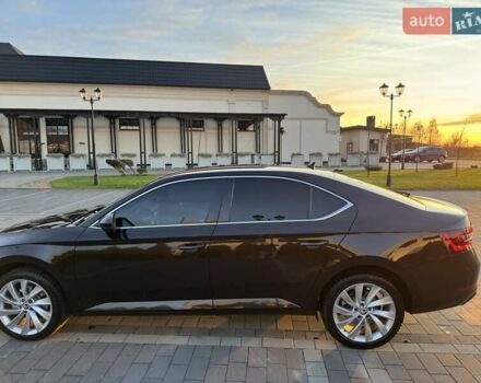 Коричневый Шкода Суперб, объемом двигателя 1.97 л и пробегом 245 тыс. км за 17900 $, фото 12 на Automoto.ua