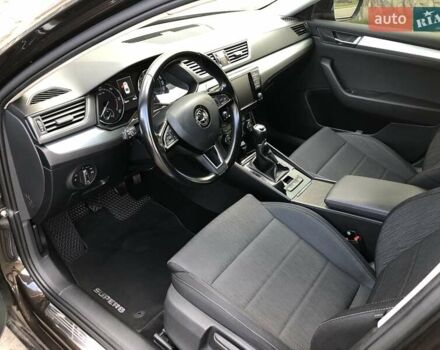 Коричневый Шкода Суперб, объемом двигателя 1.6 л и пробегом 242 тыс. км за 16300 $, фото 2 на Automoto.ua