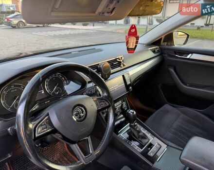 Коричневый Шкода Суперб, объемом двигателя 1.97 л и пробегом 245 тыс. км за 17900 $, фото 17 на Automoto.ua