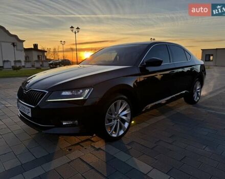 Коричневый Шкода Суперб, объемом двигателя 1.97 л и пробегом 245 тыс. км за 17900 $, фото 1 на Automoto.ua