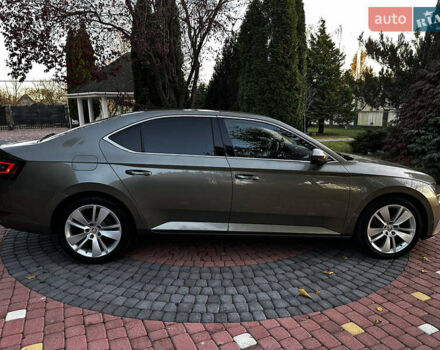 Коричневий Шкода Суперб, об'ємом двигуна 2 л та пробігом 247 тис. км за 18700 $, фото 34 на Automoto.ua