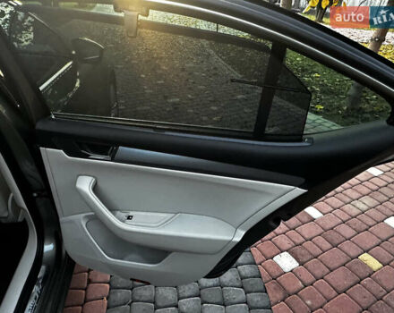 Коричневий Шкода Суперб, об'ємом двигуна 2 л та пробігом 247 тис. км за 18700 $, фото 100 на Automoto.ua