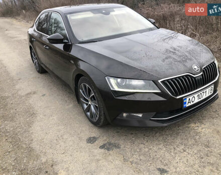 Коричневый Шкода Суперб, объемом двигателя 1.98 л и пробегом 255 тыс. км за 20500 $, фото 3 на Automoto.ua