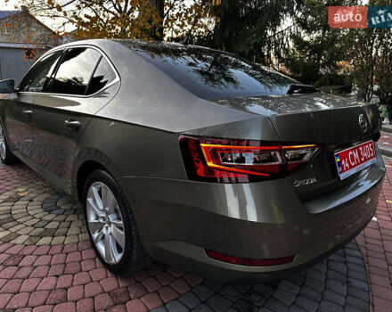 Коричневий Шкода Суперб, об'ємом двигуна 2 л та пробігом 247 тис. км за 18700 $, фото 22 на Automoto.ua