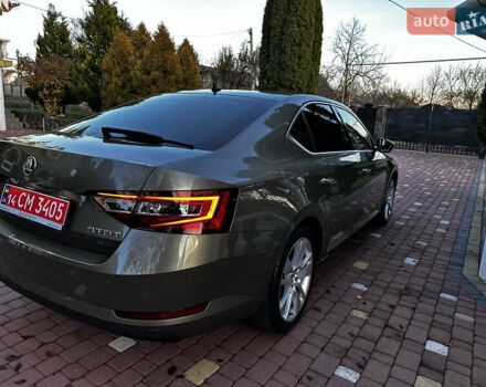 Коричневий Шкода Суперб, об'ємом двигуна 2 л та пробігом 247 тис. км за 18700 $, фото 37 на Automoto.ua