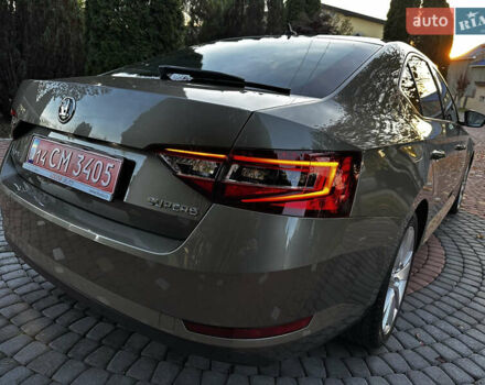 Коричневий Шкода Суперб, об'ємом двигуна 2 л та пробігом 247 тис. км за 18700 $, фото 33 на Automoto.ua