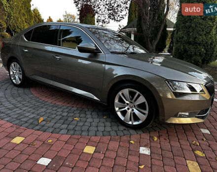 Коричневий Шкода Суперб, об'ємом двигуна 2 л та пробігом 247 тис. км за 18700 $, фото 38 на Automoto.ua