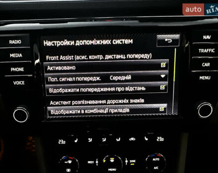 Коричневий Шкода Суперб, об'ємом двигуна 2 л та пробігом 247 тис. км за 18700 $, фото 97 на Automoto.ua