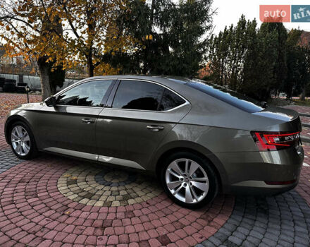 Коричневий Шкода Суперб, об'ємом двигуна 2 л та пробігом 247 тис. км за 18700 $, фото 28 на Automoto.ua