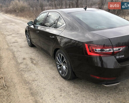 Коричневый Шкода Суперб, объемом двигателя 1.98 л и пробегом 255 тыс. км за 20500 $, фото 10 на Automoto.ua