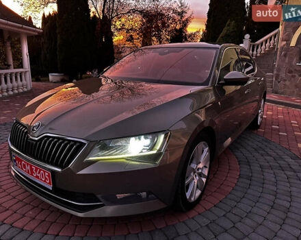 Коричневий Шкода Суперб, об'ємом двигуна 2 л та пробігом 247 тис. км за 18700 $, фото 91 на Automoto.ua