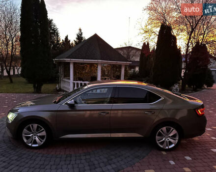 Коричневий Шкода Суперб, об'ємом двигуна 2 л та пробігом 247 тис. км за 18700 $, фото 86 на Automoto.ua