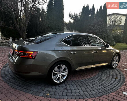 Коричневий Шкода Суперб, об'ємом двигуна 2 л та пробігом 247 тис. км за 18700 $, фото 8 на Automoto.ua