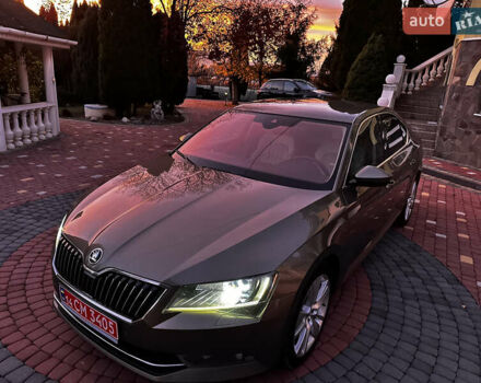 Коричневий Шкода Суперб, об'ємом двигуна 2 л та пробігом 247 тис. км за 18700 $, фото 88 на Automoto.ua