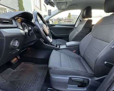 Коричневий Шкода Суперб, об'ємом двигуна 1.97 л та пробігом 197 тис. км за 18750 $, фото 98 на Automoto.ua