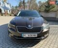 Коричневый Шкода Суперб, объемом двигателя 1.8 л и пробегом 246 тыс. км за 15300 $, фото 1 на Automoto.ua
