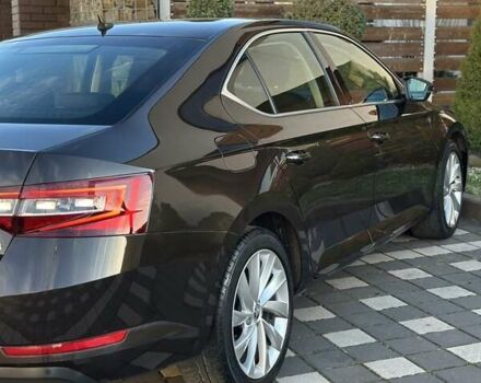 Коричневий Шкода Суперб, об'ємом двигуна 1.97 л та пробігом 197 тис. км за 18750 $, фото 43 на Automoto.ua