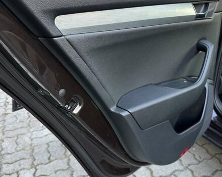 Коричневий Шкода Суперб, об'ємом двигуна 1.97 л та пробігом 197 тис. км за 18750 $, фото 112 на Automoto.ua