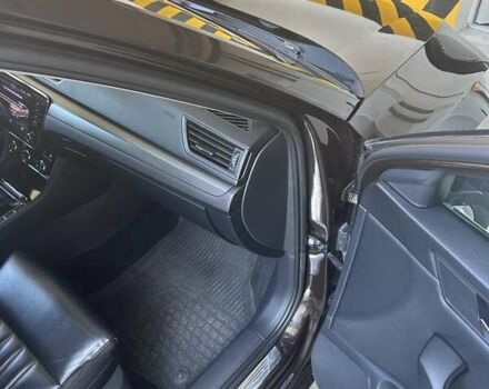 Коричневый Шкода Суперб, объемом двигателя 1.8 л и пробегом 225 тыс. км за 20000 $, фото 13 на Automoto.ua