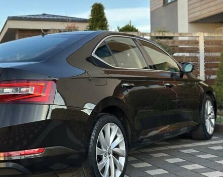 Коричневий Шкода Суперб, об'ємом двигуна 1.97 л та пробігом 197 тис. км за 18750 $, фото 42 на Automoto.ua