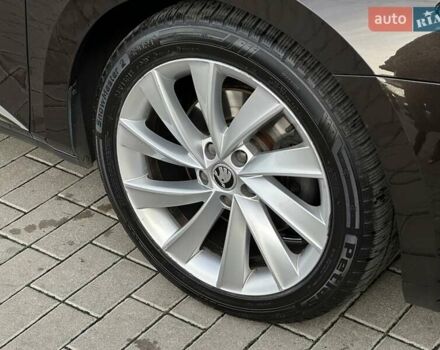 Коричневий Шкода Суперб, об'ємом двигуна 1.97 л та пробігом 259 тис. км за 18900 $, фото 12 на Automoto.ua