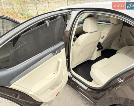 Коричневый Шкода Суперб, объемом двигателя 1.97 л и пробегом 259 тыс. км за 21700 $, фото 5 на Automoto.ua