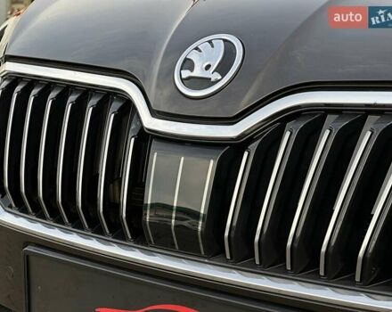 Коричневий Шкода Суперб, об'ємом двигуна 1.97 л та пробігом 259 тис. км за 18900 $, фото 5 на Automoto.ua