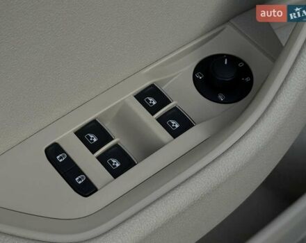 Коричневий Шкода Суперб, об'ємом двигуна 1.97 л та пробігом 259 тис. км за 18900 $, фото 30 на Automoto.ua