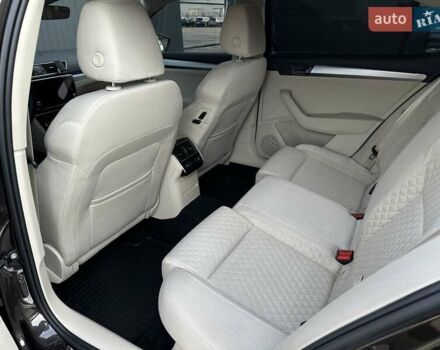 Коричневий Шкода Суперб, об'ємом двигуна 1.97 л та пробігом 259 тис. км за 18900 $, фото 19 на Automoto.ua