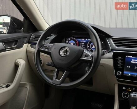 Коричневий Шкода Суперб, об'ємом двигуна 1.97 л та пробігом 259 тис. км за 18900 $, фото 28 на Automoto.ua