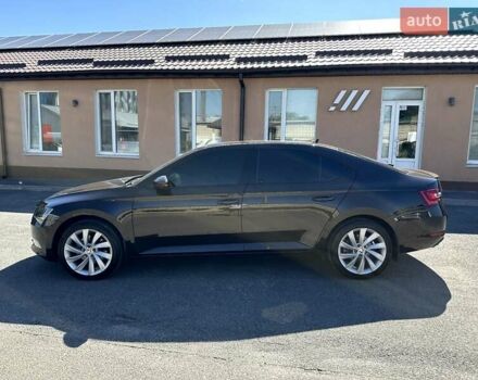 Коричневий Шкода Суперб, об'ємом двигуна 2 л та пробігом 52 тис. км за 25999 $, фото 2 на Automoto.ua