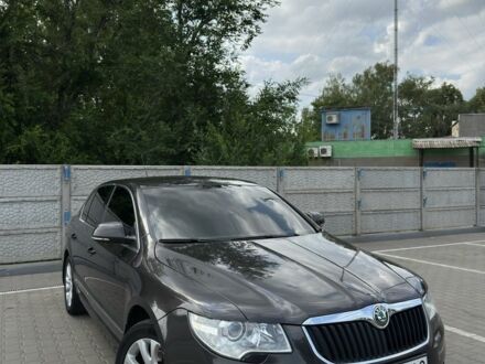 Шкода Суперб 2008 у Кривому Розі на Automoto.ua Коричневий Шкода Суперб, об'ємом двигуна 1.8 л та пробігом 280 тис. км за 8200 $, фото 1 на Automoto.ua