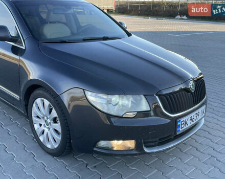 Коричневий Шкода Суперб, об'ємом двигуна 1.97 л та пробігом 370 тис. км за 7300 $, фото 1 на Automoto.ua
