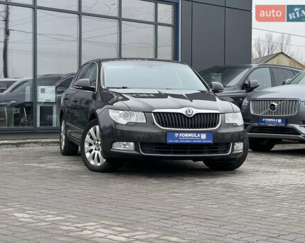 Коричневый Шкода Суперб, объемом двигателя 1.8 л и пробегом 292 тыс. км за 7990 $, фото 1 на Automoto.ua