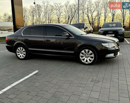 Коричневий Шкода Суперб, об'ємом двигуна 1.8 л та пробігом 240 тис. км за 6850 $, фото 1 на Automoto.ua