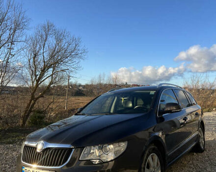 Коричневый Шкода Суперб, объемом двигателя 2 л и пробегом 233 тыс. км за 10500 $, фото 1 на Automoto.ua