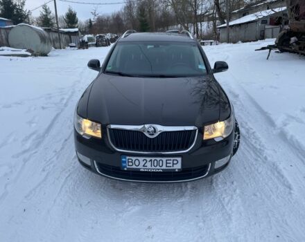 Коричневий Шкода Суперб, об'ємом двигуна 2 л та пробігом 298 тис. км за 10900 $, фото 1 на Automoto.ua
