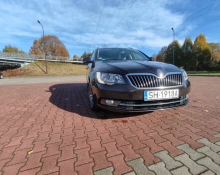 Коричневый Шкода Суперб, объемом двигателя 2 л и пробегом 233 тыс. км за 8000 $, фото 1 на Automoto.ua