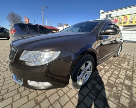 Коричневый Шкода Суперб, объемом двигателя 2 л и пробегом 382 тыс. км за 9700 $, фото 1 на Automoto.ua