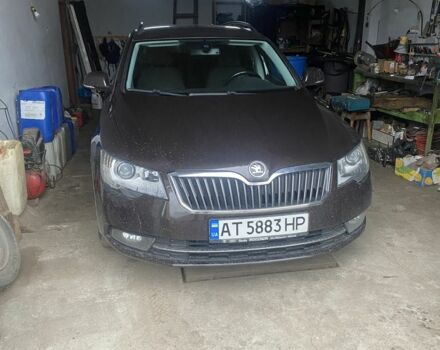 Коричневый Шкода Суперб, объемом двигателя 2 л и пробегом 175 тыс. км за 12700 $, фото 1 на Automoto.ua