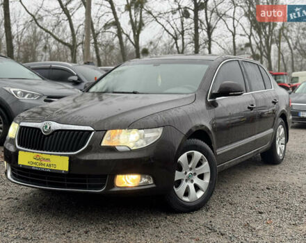 Коричневий Шкода Суперб, об'ємом двигуна 1.8 л та пробігом 227 тис. км за 10300 $, фото 1 на Automoto.ua