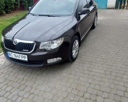 Коричневий Шкода Суперб, об'ємом двигуна 1.6 л та пробігом 320 тис. км за 9100 $, фото 1 на Automoto.ua