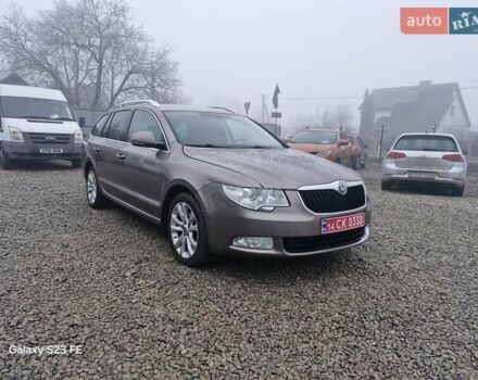 Коричневый Шкода Суперб, объемом двигателя 2 л и пробегом 204 тыс. км за 13499 $, фото 1 на Automoto.ua