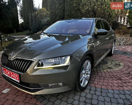 Коричневий Шкода Суперб, об'ємом двигуна 2 л та пробігом 247 тис. км за 18700 $, фото 1 на Automoto.ua